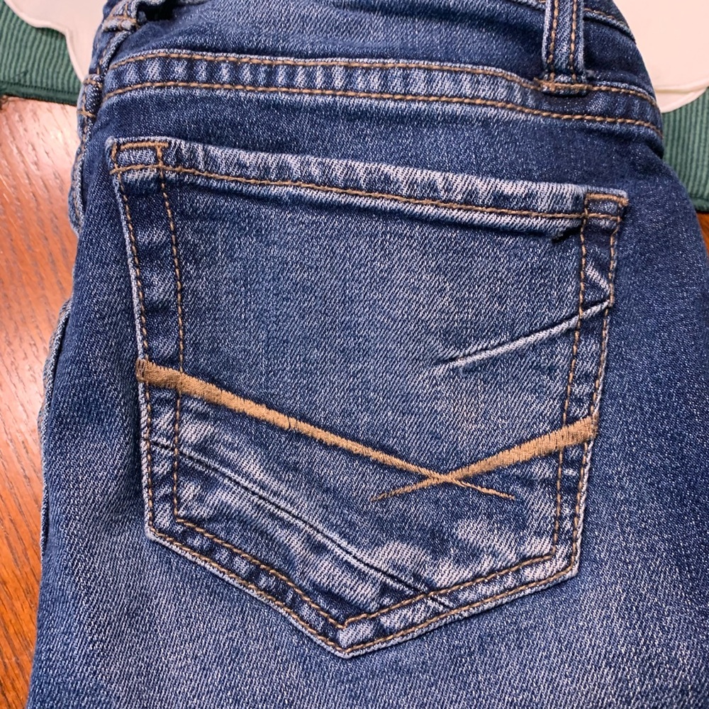 Like new BKE JEANS